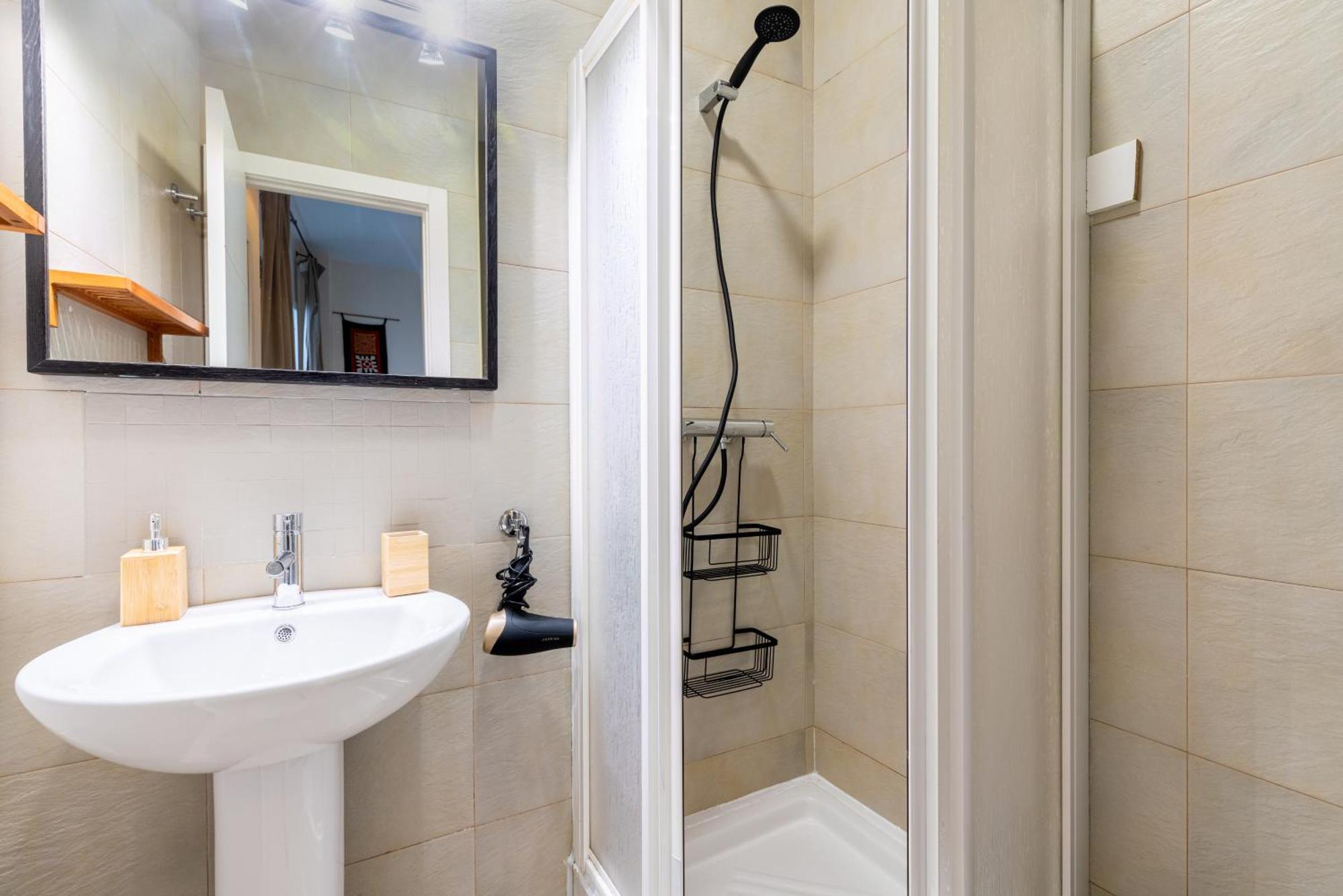 Apartament Don Fadrique Parlamento By Thegoodtourist Sewilla